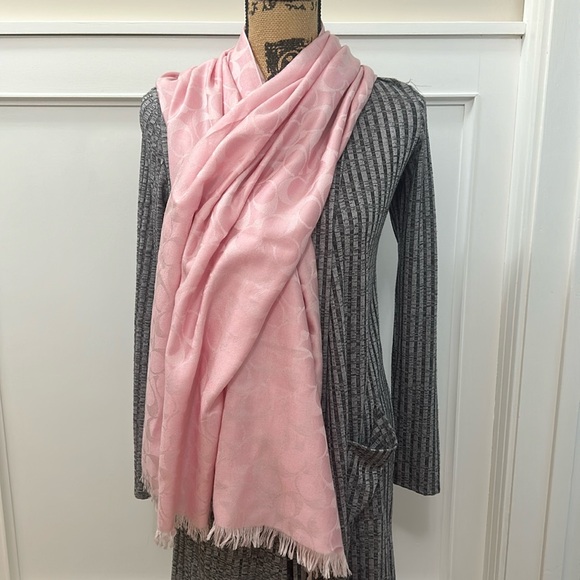 Coach Accessories - Coach scarf NWOT